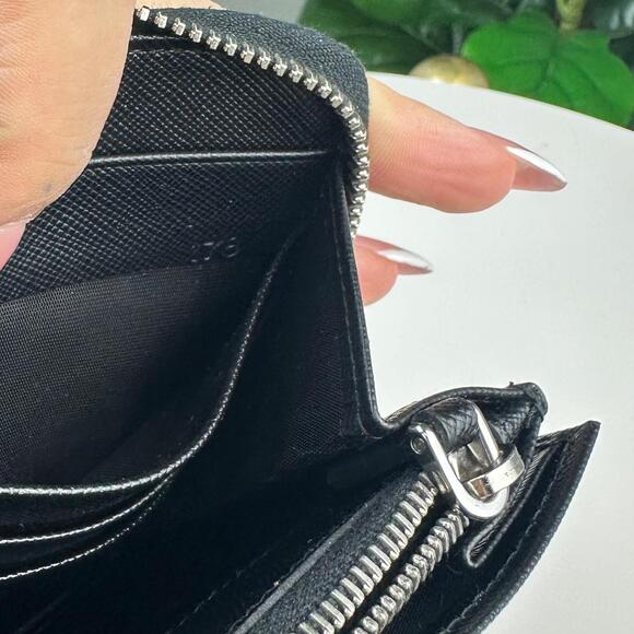 💎✨Authentic Prada Large Black Saffiano Leather Wallet - Picture 6 of 8